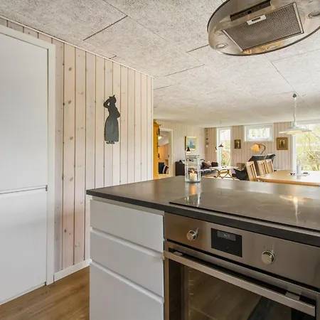 Feriehus Nielsine - 1-5km From The Sea By Interhome Fanø